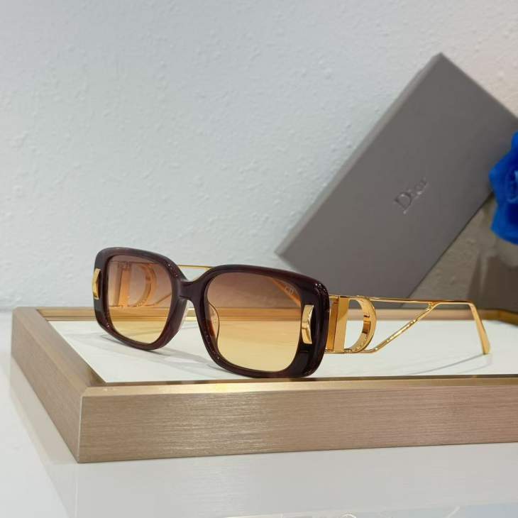 Picture of Dior Sunglasses _SKUfw79279350fw